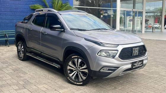 FIAT TORO 2.0 16V TURBO DIESEL VOLCANO 4WD AT9 FIAT TORO 2.0 16V TURBO DIESEL VOLCANO 4WD AT9